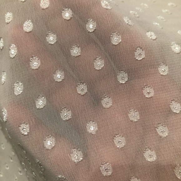 Cute DANIEL RAINN Top with Great Detail - Picture 6 of 7